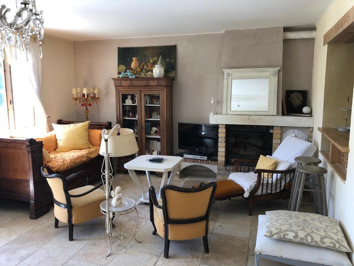 Hôtel La Gandonne à Caderousse Extérieur photo