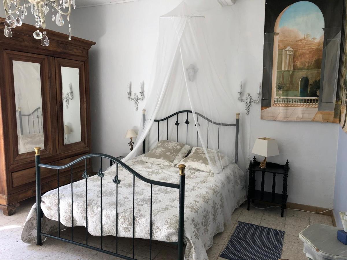 Hôtel La Gandonne à Caderousse Extérieur photo